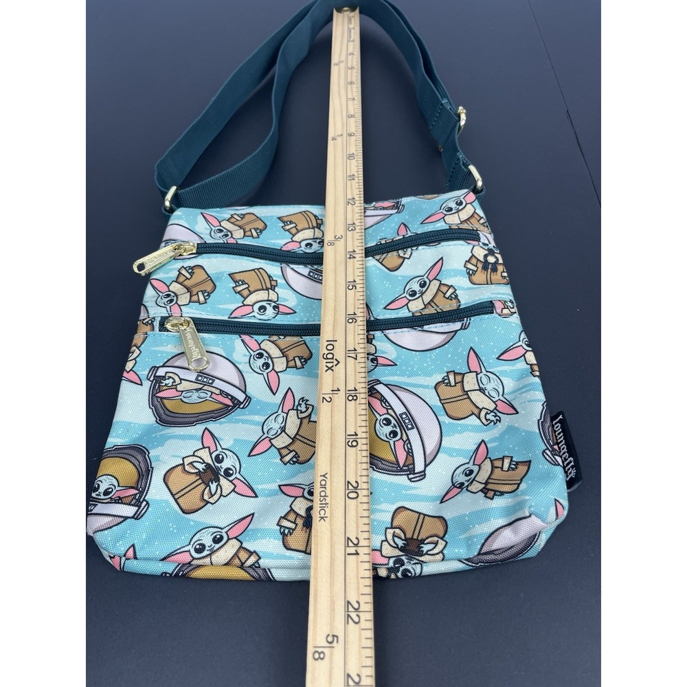 Star Wars Loungefly Baby Yoda Grogu Passport Crossbody Bag Mandalorian The Child - Picture 9 of 11